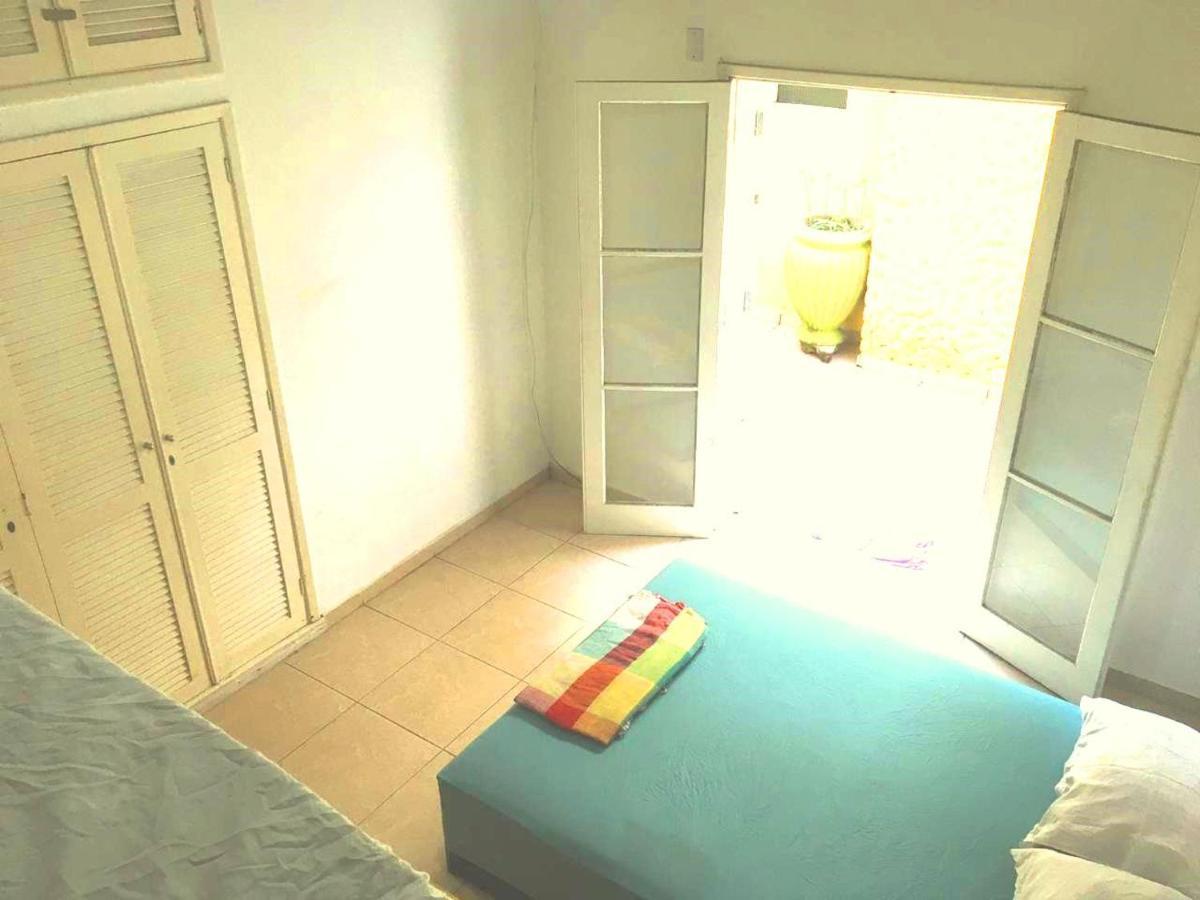 Pousada Hostel Brazil Backpackers Гуаружа Екстер'єр фото